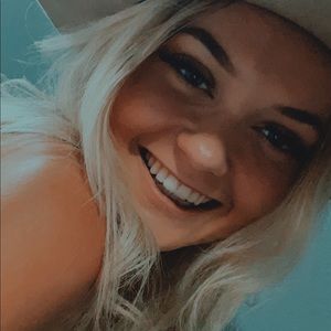 Meet your Posher, Erika